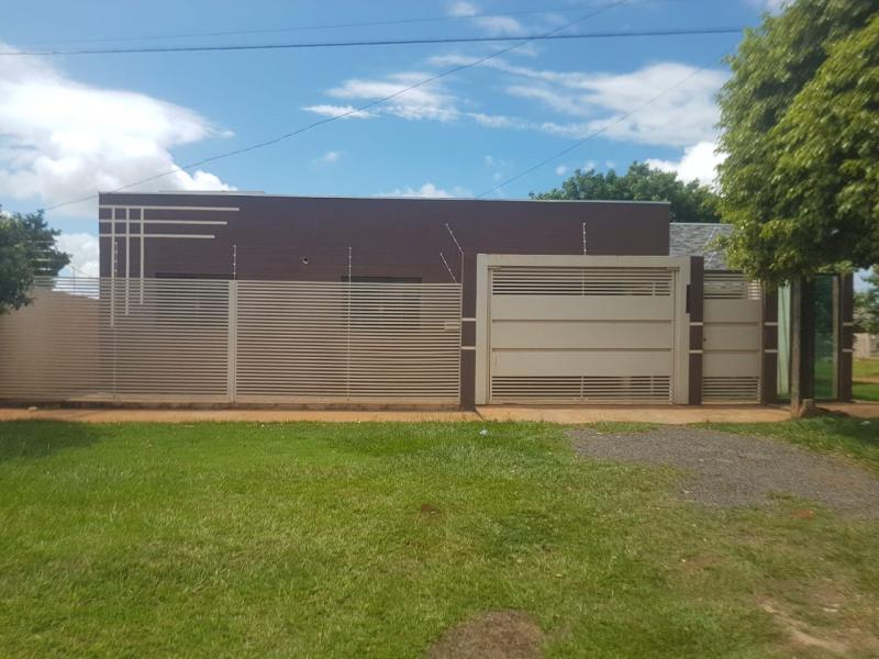 Casa para alugar com 3 quartos, 250m² - Foto 2