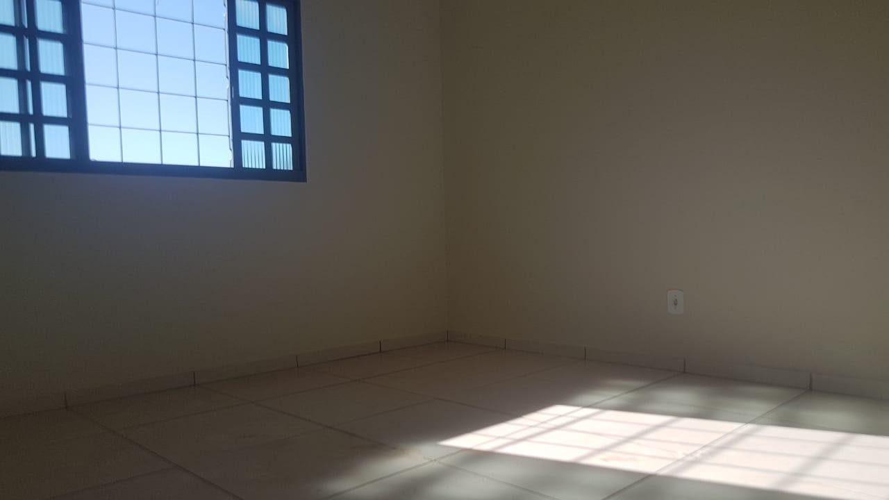 Apartamento para alugar com 2 quartos, 70m² - Foto 4