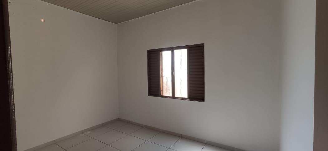 Casa para alugar com 3 quartos, 175m² - Foto 11