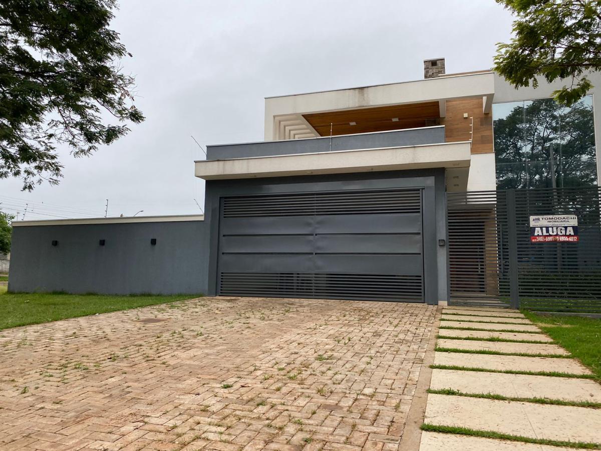 Casa para alugar com 3 quartos, 300m² - Foto 1