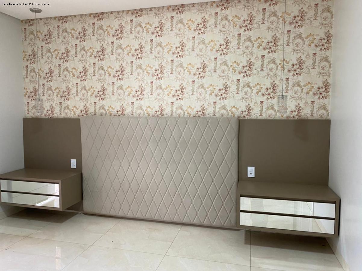 Casa para alugar com 3 quartos, 300m² - Foto 11