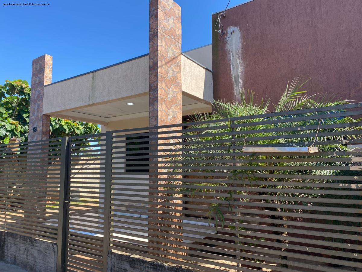 Casa para alugar com 2 quartos, 180m² - Foto 1