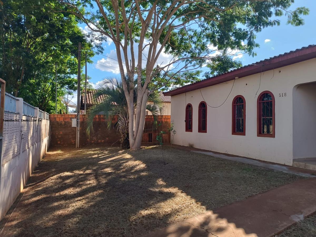 Casa para alugar com 3 quartos, 375m² - Foto 2