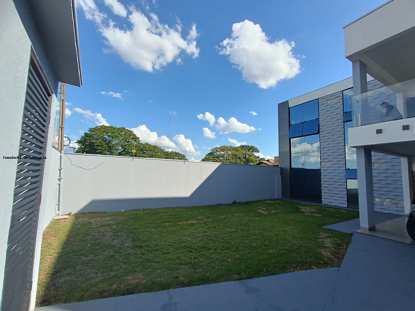 Sobrado para alugar com 3 quartos, 300m² - Foto 1