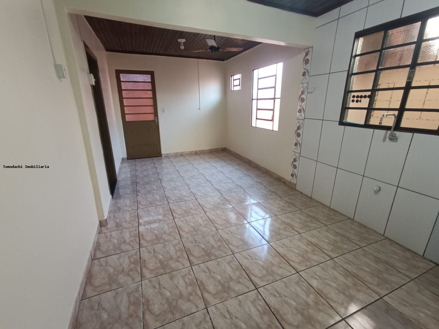 Casa para alugar com 3 quartos, 200m² - Foto 9