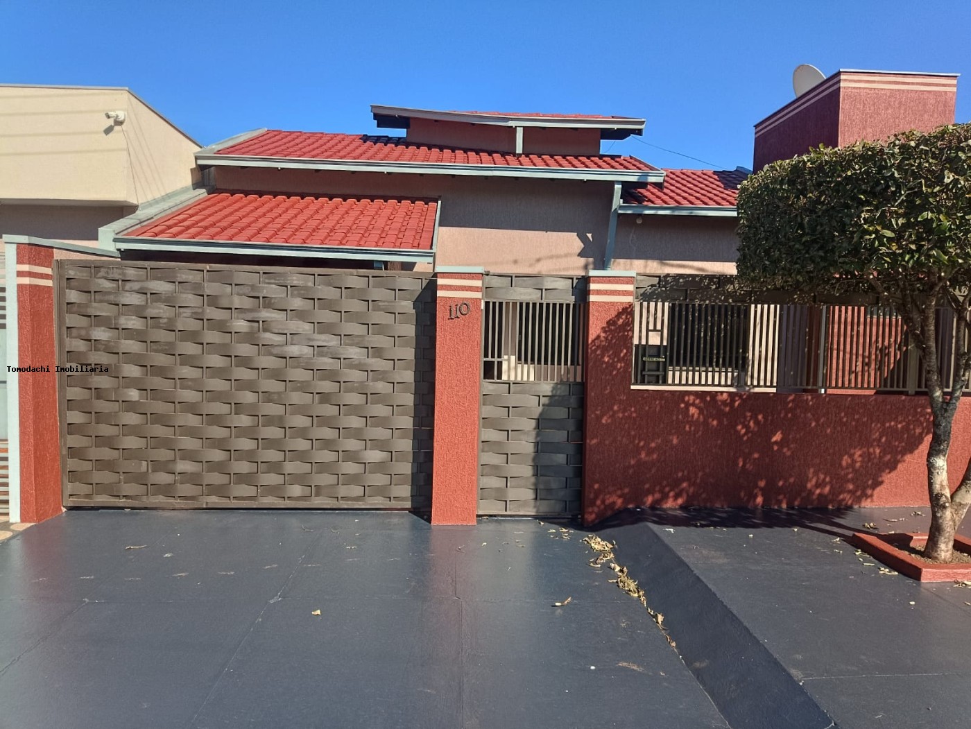 Casa para alugar com 3 quartos, 200m² - Foto 1