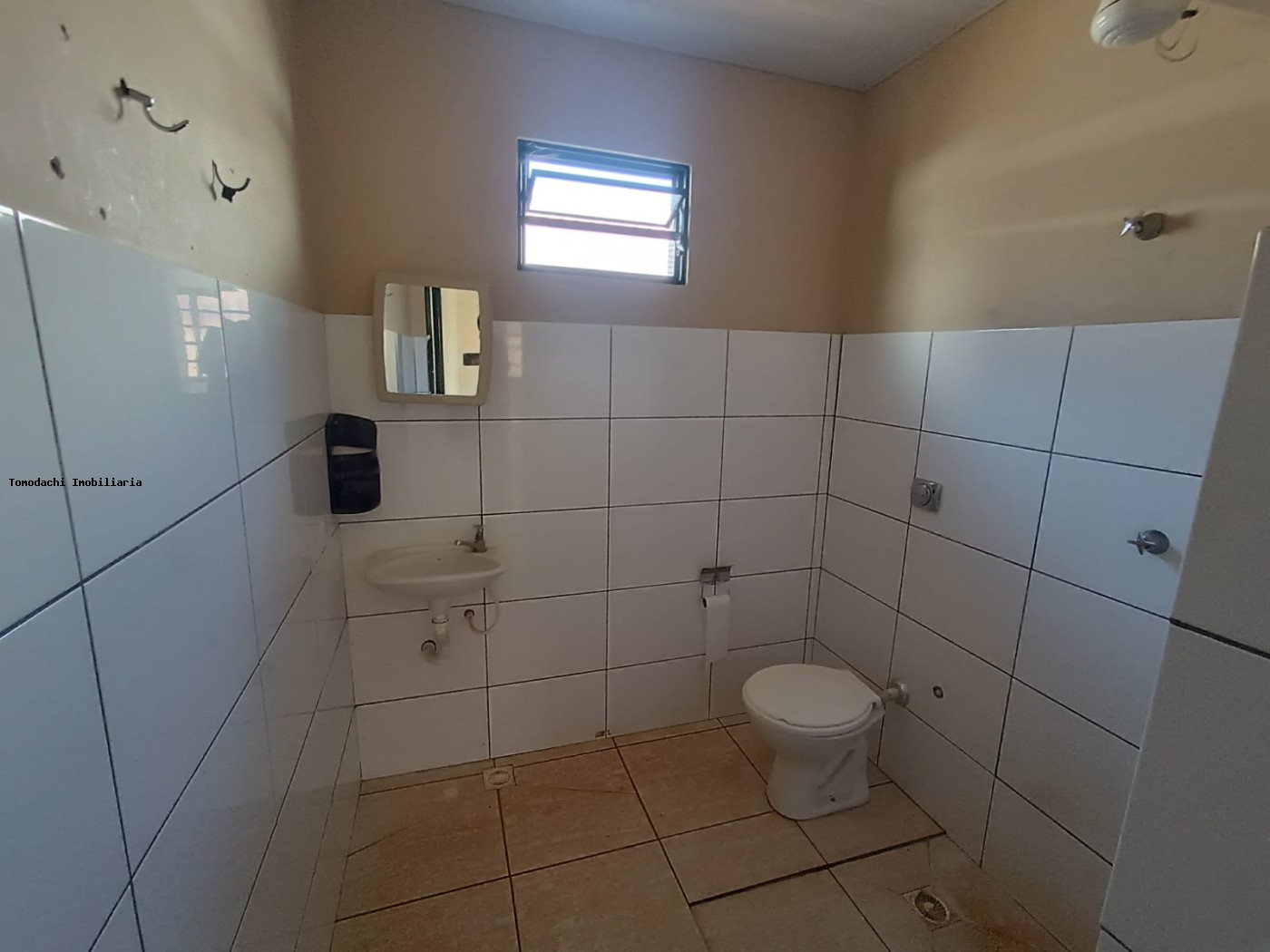 Casa para alugar com 2 quartos, 200m² - Foto 16