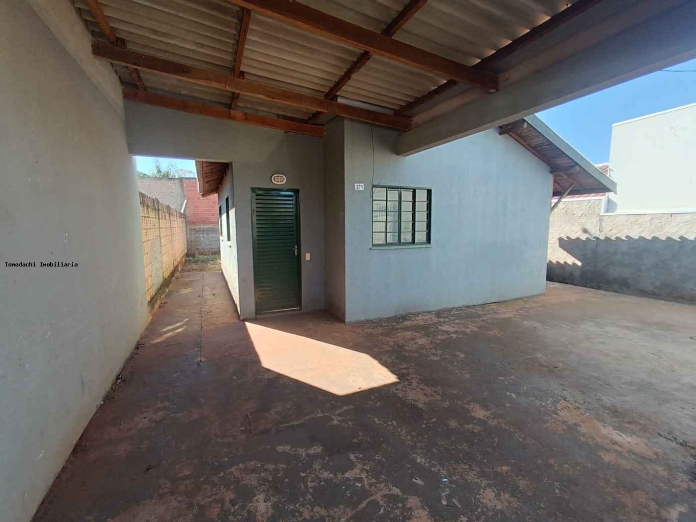Casa para alugar com 2 quartos, 200m² - Foto 4