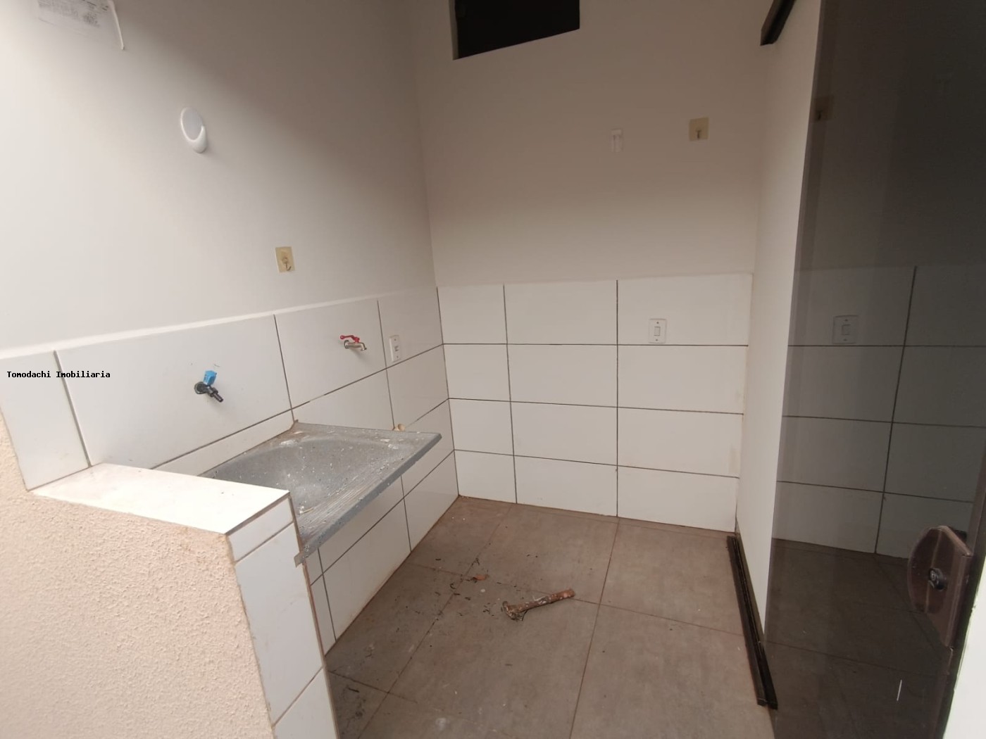 Casa para alugar com 2 quartos, 156m² - Foto 8