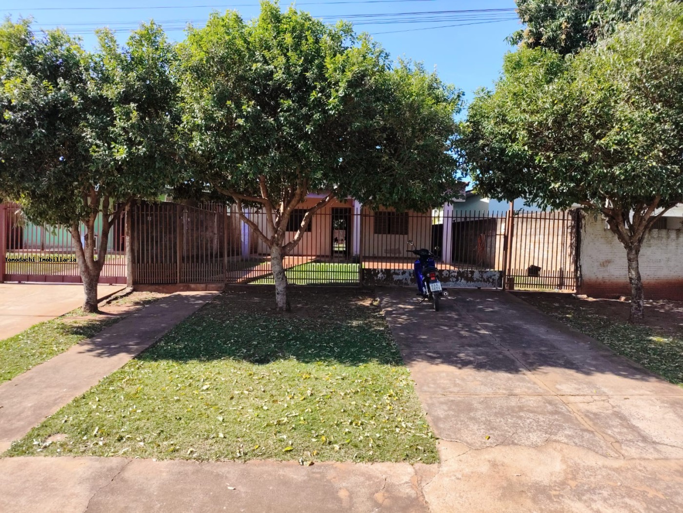 Casa à venda com 2 quartos, 500m² - Foto 1