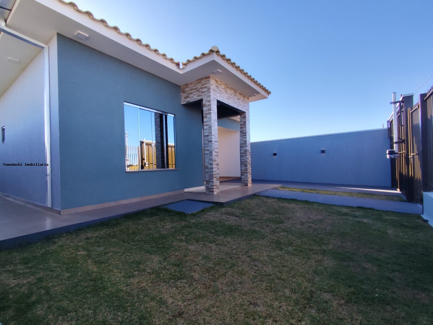 Casa à venda com 2 quartos, 209m² - Foto 1