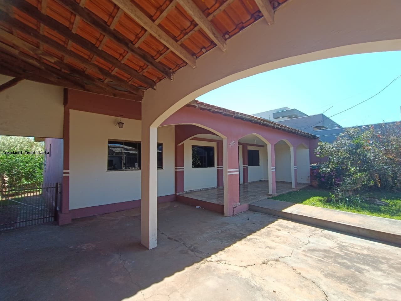 Casa para alugar com 4 quartos - Foto 1