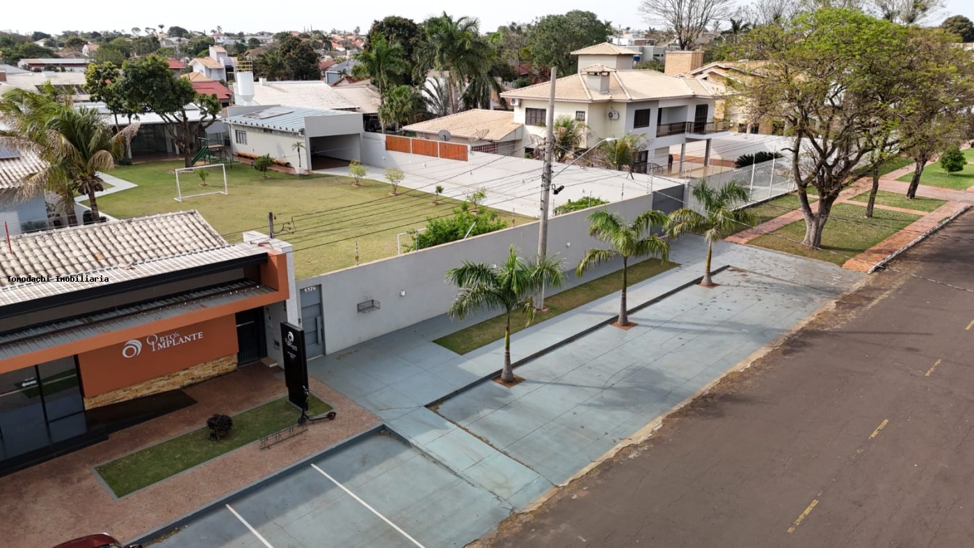 Casa para alugar com 2 quartos, 750m² - Foto 2
