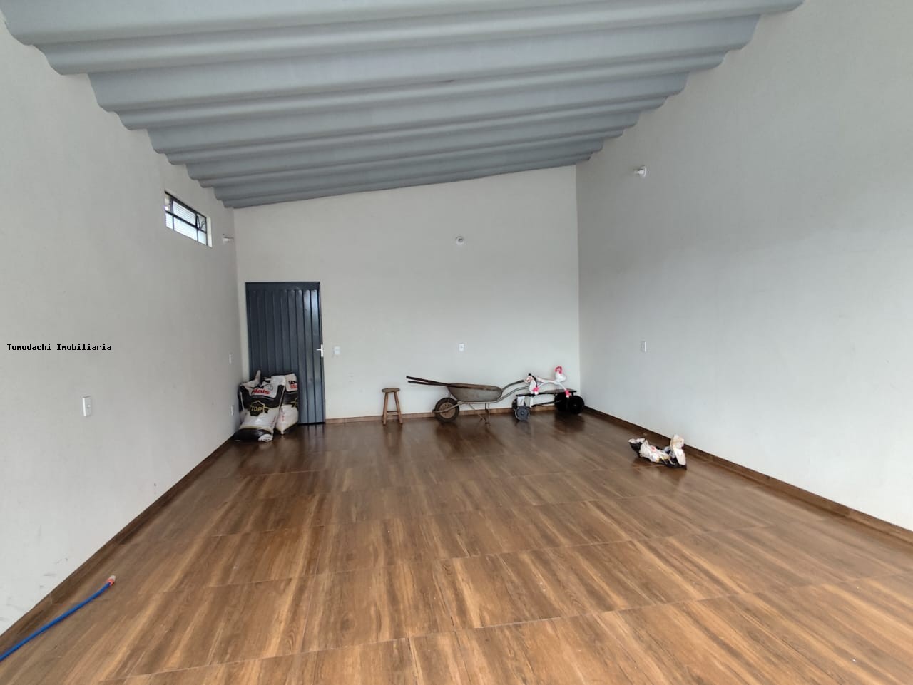 Casa para alugar com 2 quartos, 750m² - Foto 16