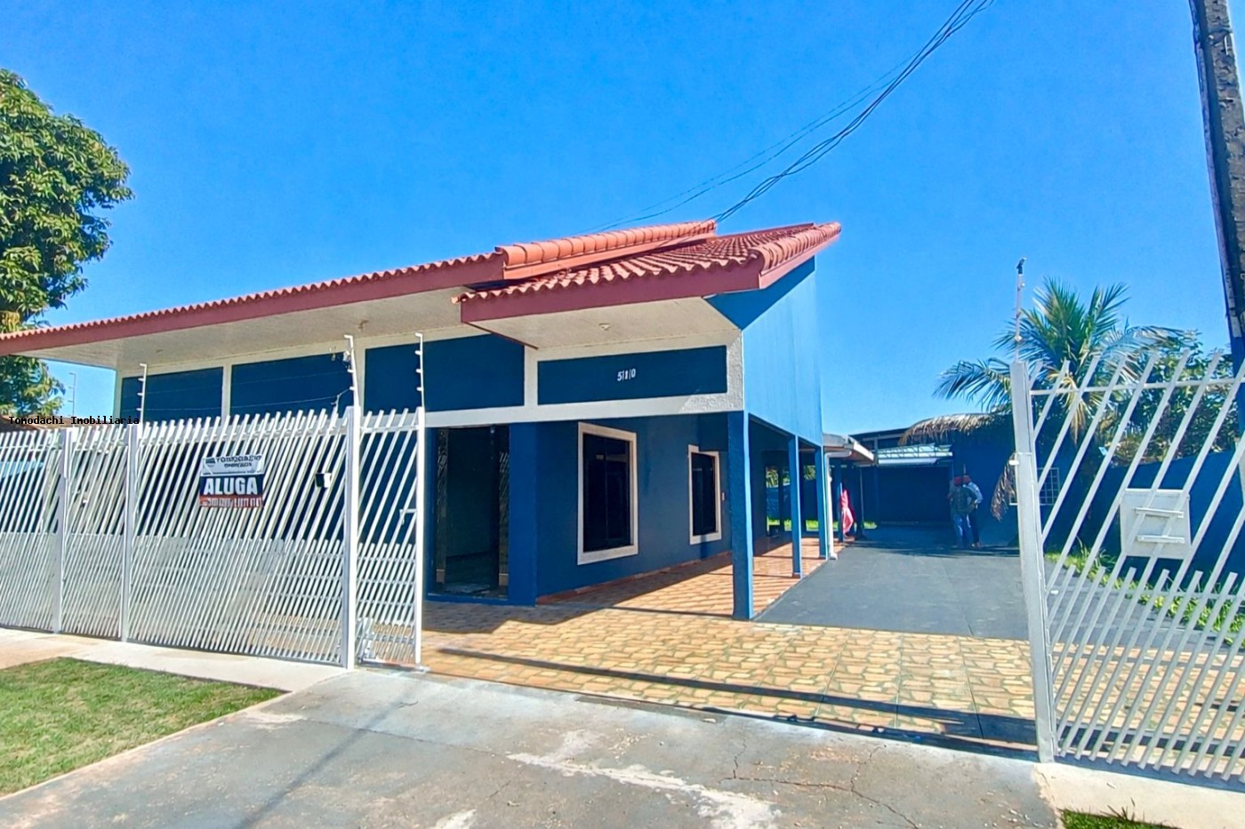 Casa, 5 quartos, 330 m² - Foto 1